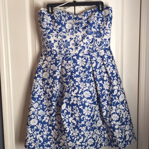 Cynthia Steffe Strapless Dress 10 - Picture 1 of 5